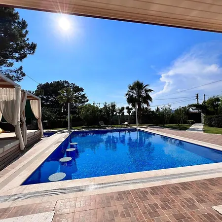 Villa Guellue